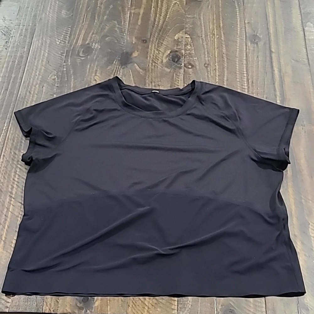 Lululemon Black crop shirt size large L